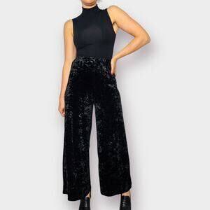 Y2K Bebe Black Velour stretchy‎ Wide Leg pants